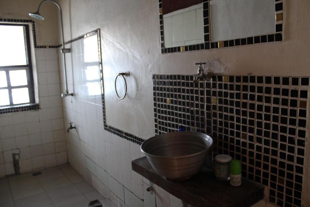 La Guesthouse Etoile Cotonou Buitenkant foto
