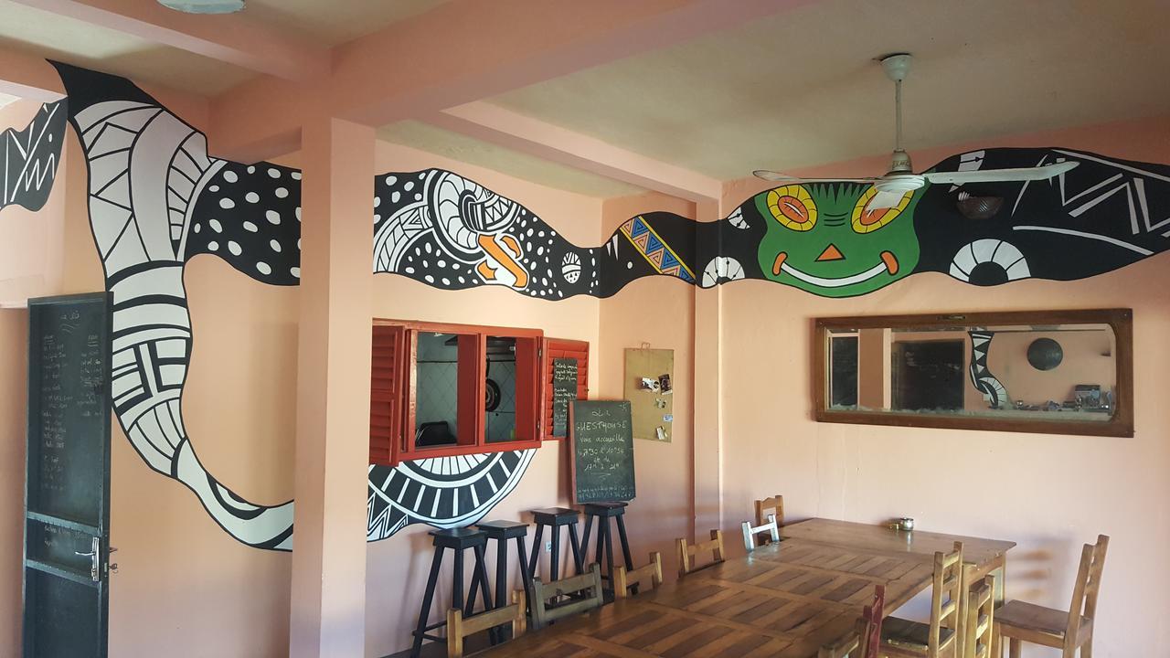 La Guesthouse Etoile Cotonou Buitenkant foto